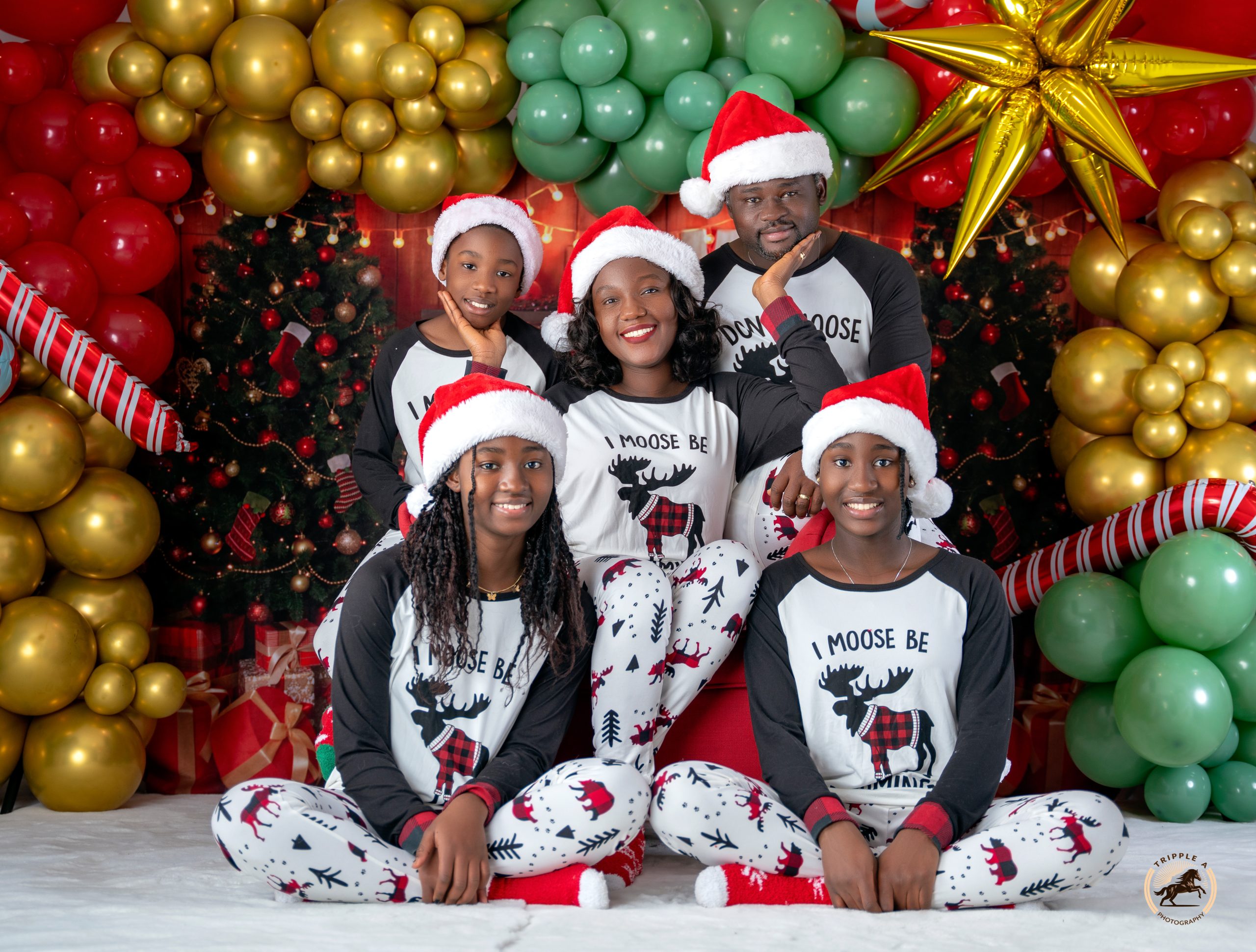 Christmas family photography by Tripple A Photography